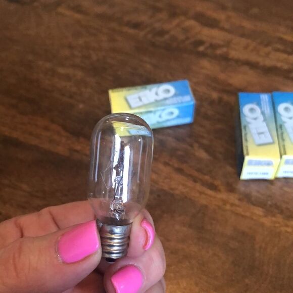 Eiko 15T7C-130V 130V 15W T-7 Candelabra Base Halogen Bulbs-lot of 4 clear bulbs - Picture 3 of 6